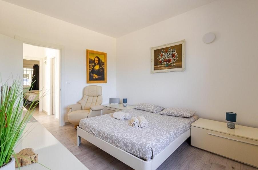 Casa Relax, Comfortable Villa With Sauna And View Martina Franca Exteriér fotografie